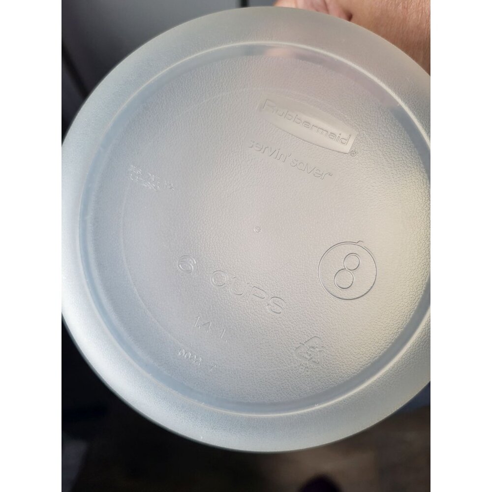 VTG 90s Rubbermaid Servin Saver Almond 3882 Food Storage Container 6 cups 1.7QT - Picture 3 of 8